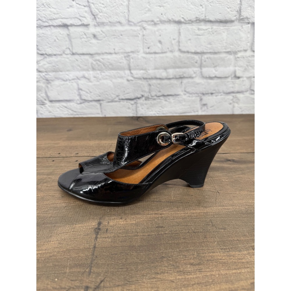 Sofft Black  Patent Leather Peep Toe Slingback Heels 8.5M Classic Comfort Office - Picture 9 of 13